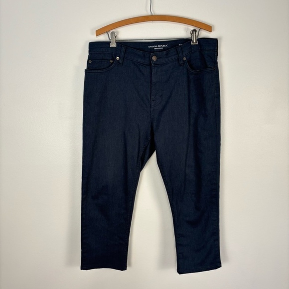 Banana Republic Traveler Pants Men's 33 x 30 Gray Slim Fit Chino Stretch Comfort